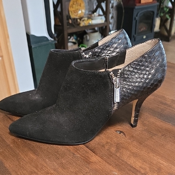 Michael Kors Clara Leather Suede High Heel Bootie Womens Size 8 - Picture 1 of 7